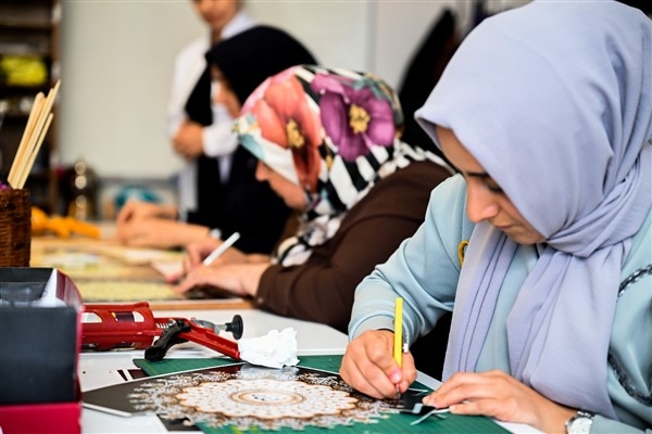 Malatya Büyükşehir Belediyesi’nin kadınlara yönelik kursları devam ediyor