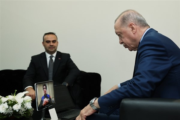 Cumhurbaşkanı Erdoğan,  Türkiye'nin ikinci astronotu Tuva Cihangir Atasever ile görüştü