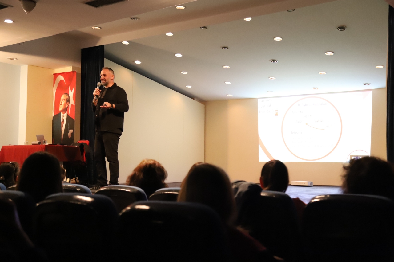 Eskişehir'de “Empati ve Etkili İletişim Becerileri” anlatıldı
