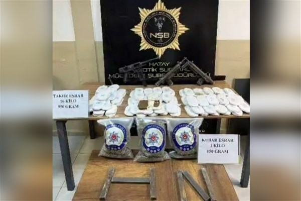 Altınözü'nde yüklü miktarda uyuşturucu ve silah ele geçirildi