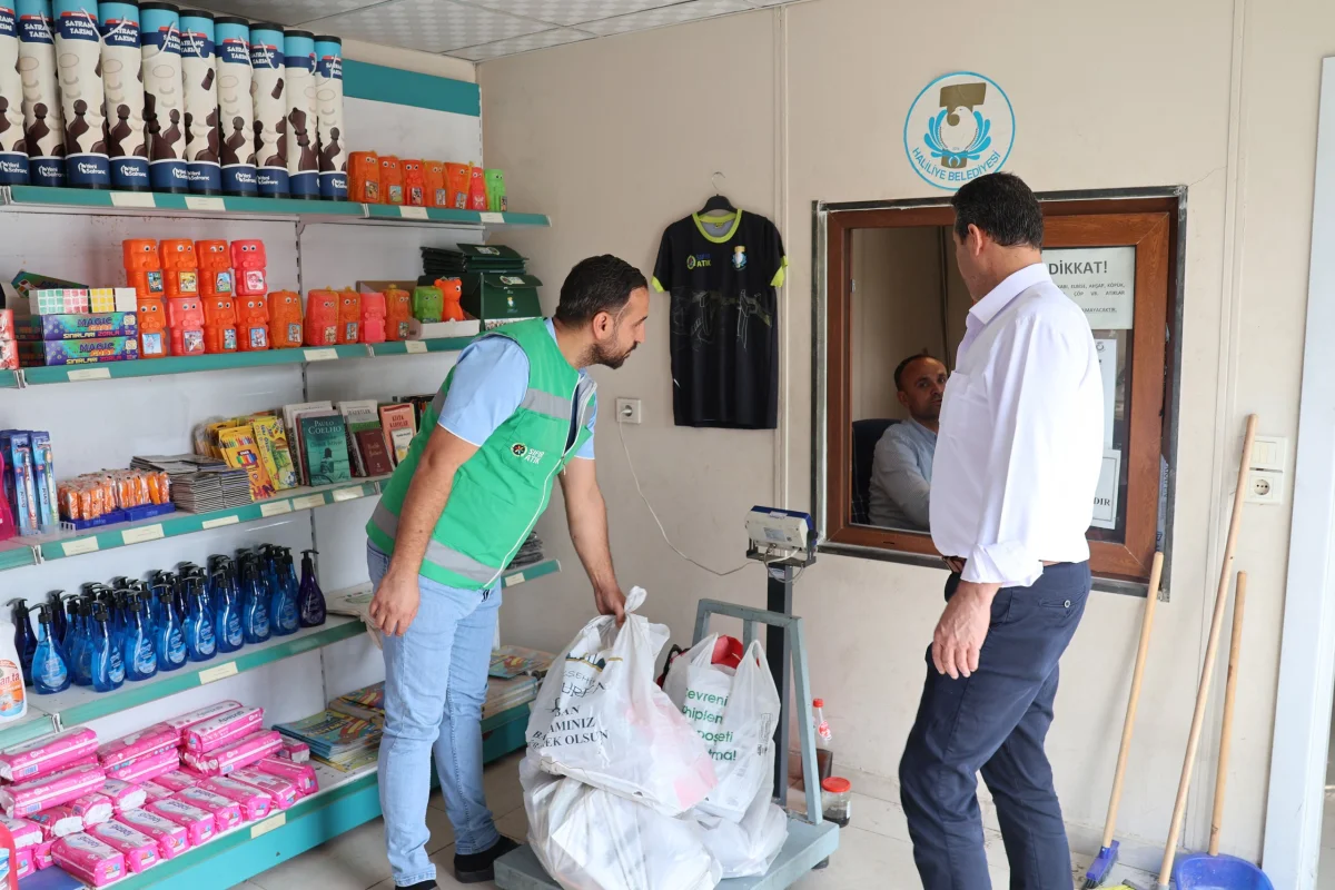 HALİLİYE’DE ATIKLAR DEĞER KAZANIYOR: 6 SIFIR ATIK MARKETİ HİZMET VERİYOR