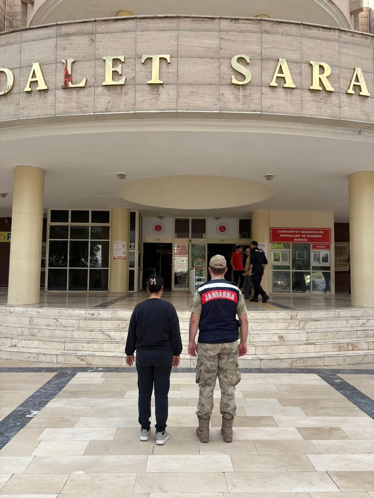 Şanlıurfa’da 9 Yıl 2 Ay Hapis Cezası Bulunan Firari Hükümlü Yakalandı