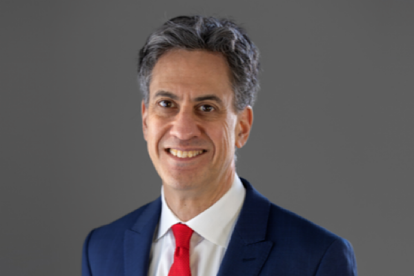 Miliband: Britanya'nın müttefikleriyle güçlü bir ilişkiye sahip olması en iyisidir