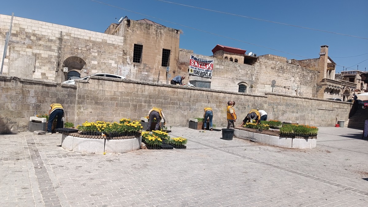 Her Mahalleye Eşit Hizmet, Her Yola Kalıcı Çözüm