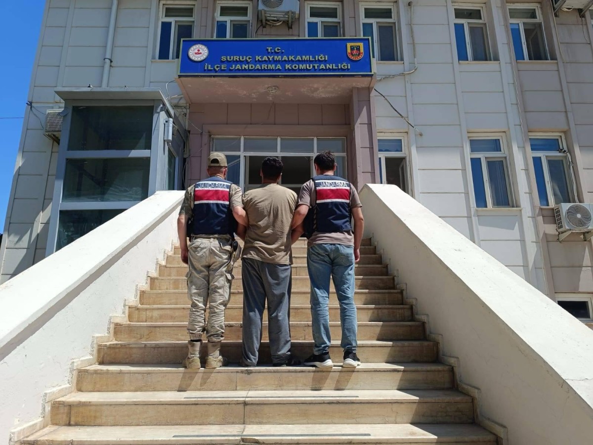 Jandarmadan Çifte Operasyon: Hükümlü Yakalandı, Sahte Tedavi Merkezine Baskın
