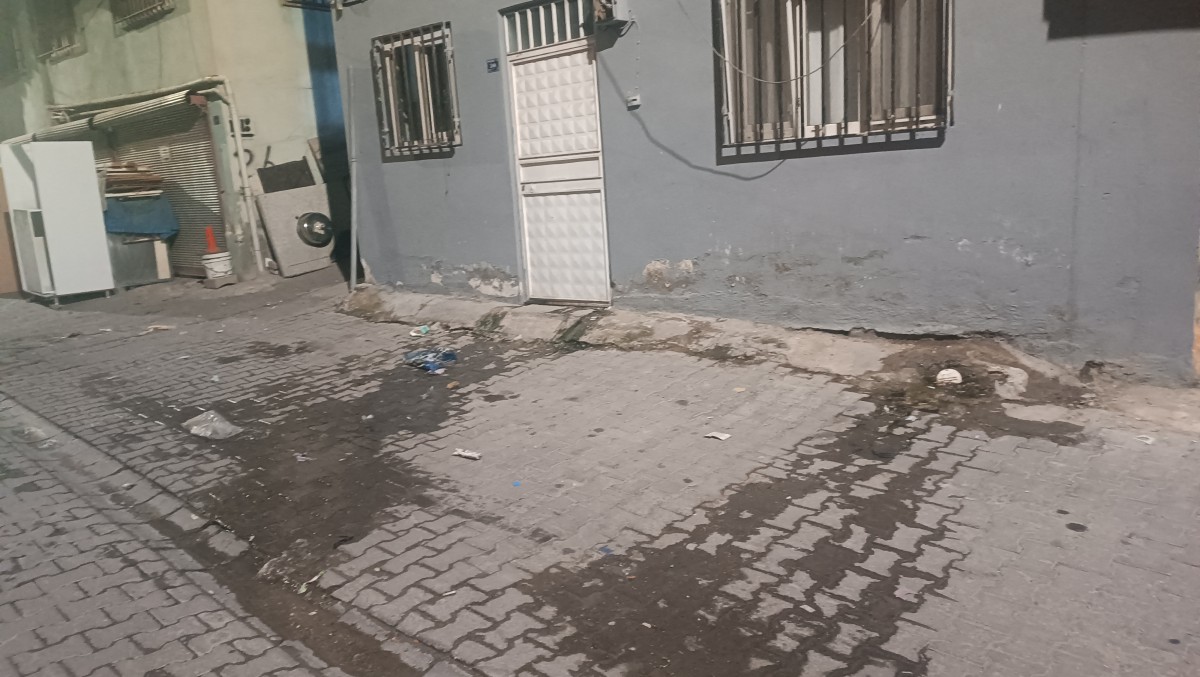 Şanlıurfa’da 3 Aydır Süren Logar ve Su Sızıntısı Mahalleliyi İsyan Ettirdi