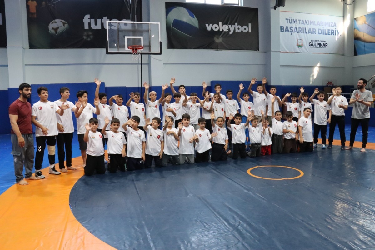 Şanlıurfa’da Ata Sporuna Gençlerden Büyük İlgi: Güreş Kursları Başladı