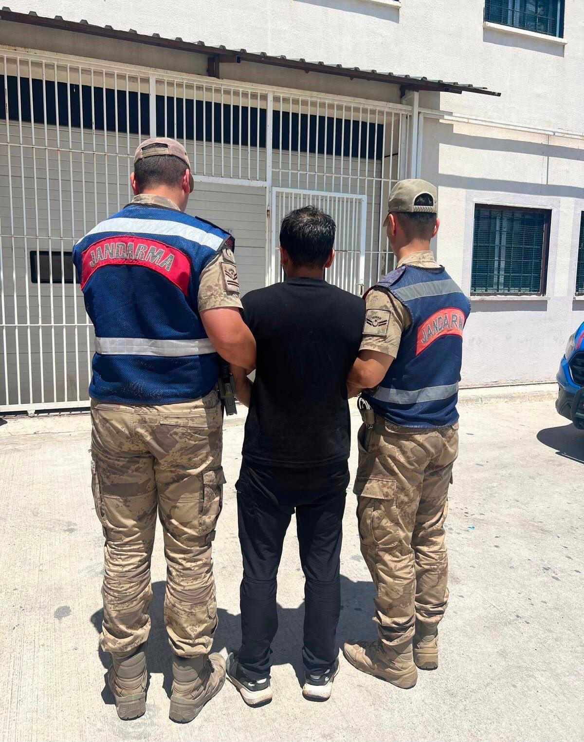 Şanlıurfa’da 10 Yıl 10 Ay Kesinleşmiş Hapis Cezası Bulunan Şahıs Yakalandı
