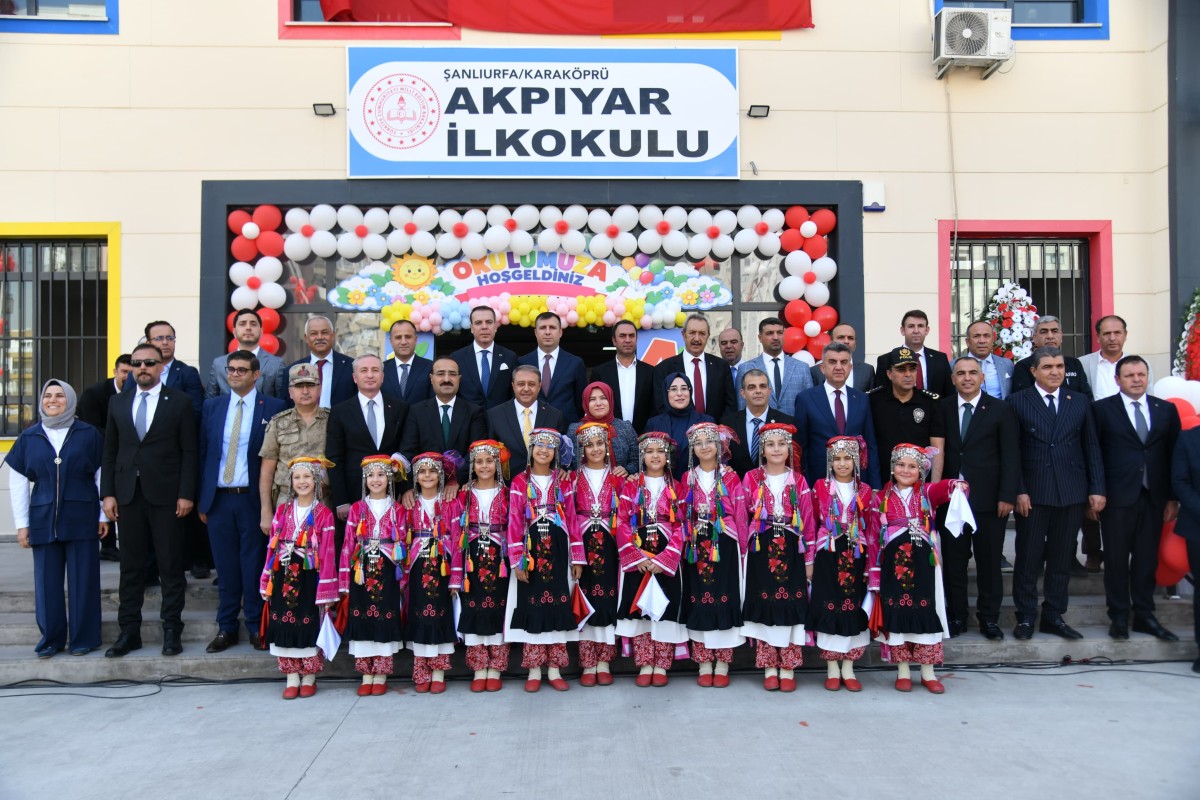 ŞANLIURFA’DA İLK DERS ZİLİ ÇALDI