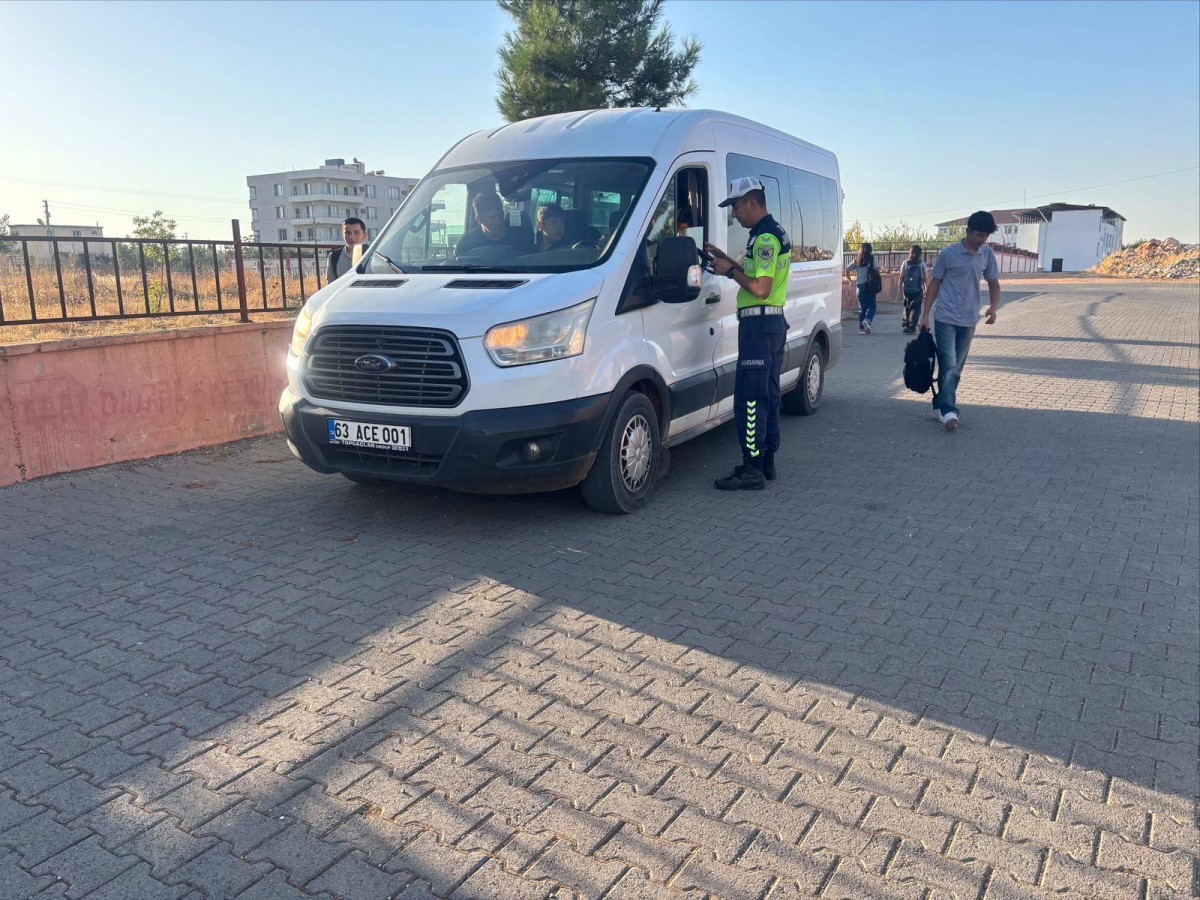 Şanlıurfa’da Öğrencilere Trafik Eğitimi: Mobil Trafik Aracıyla Bilinçlendirme