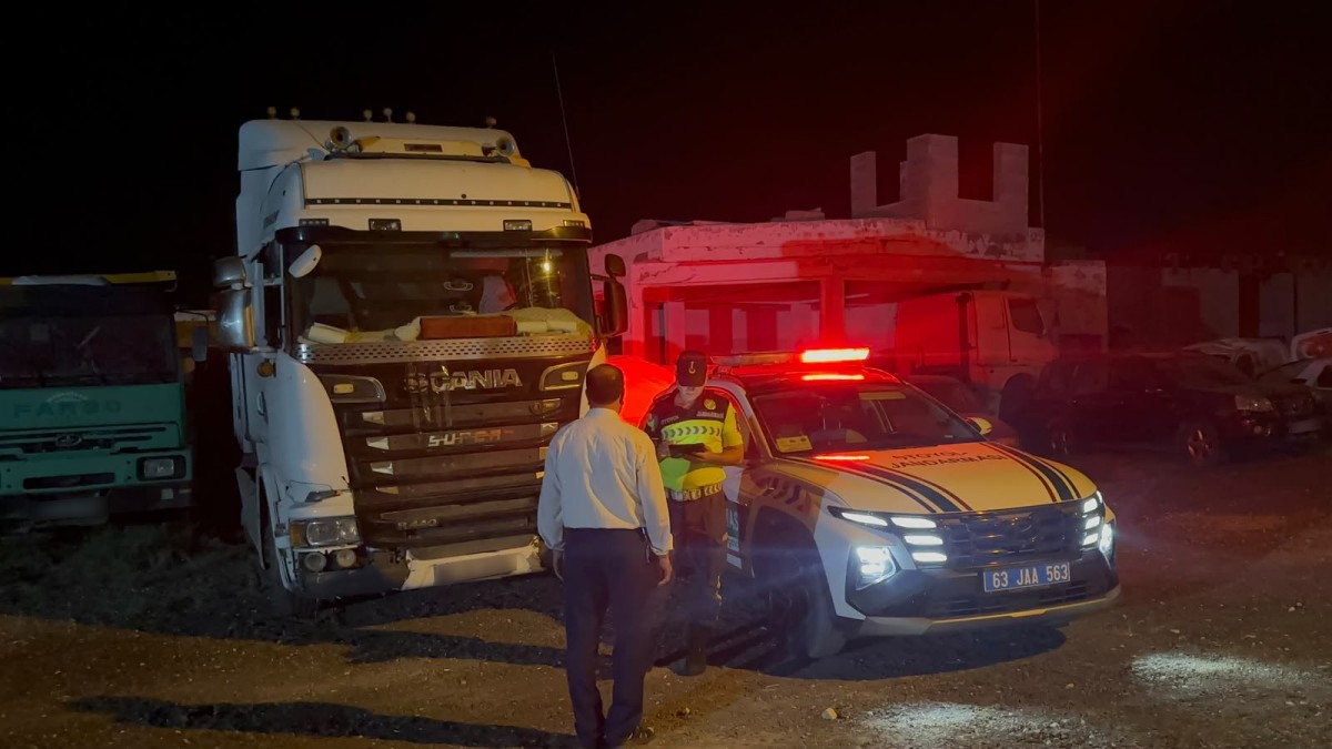 Şanlıurfa’da Başka Araca Ait Plakayı Kullanan Sürücüye 140 Bin TL Ceza