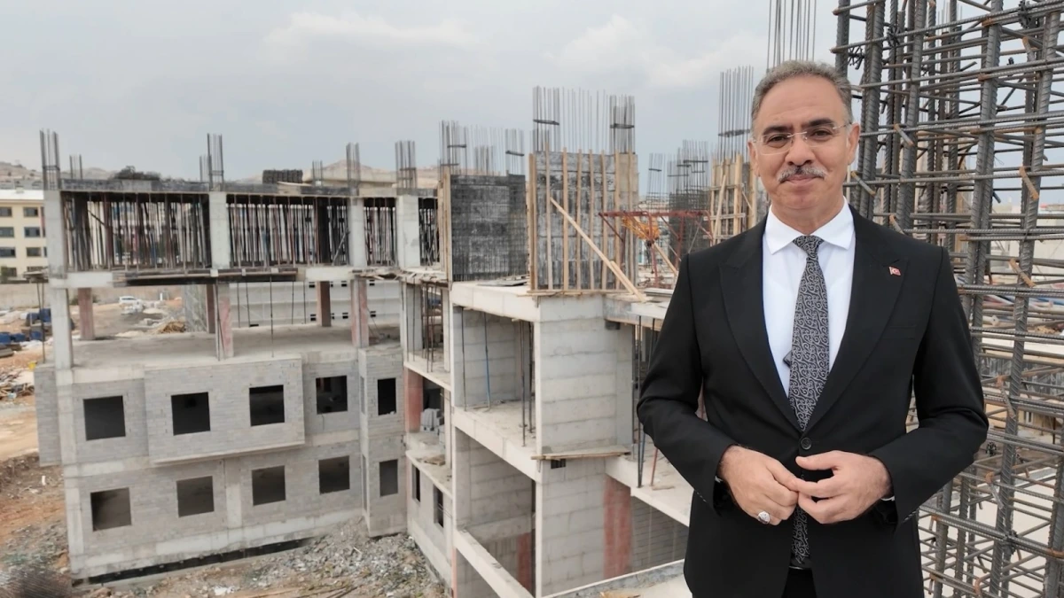 Eyyübiye Belediyesi Hizmet Binası Yükseliyor