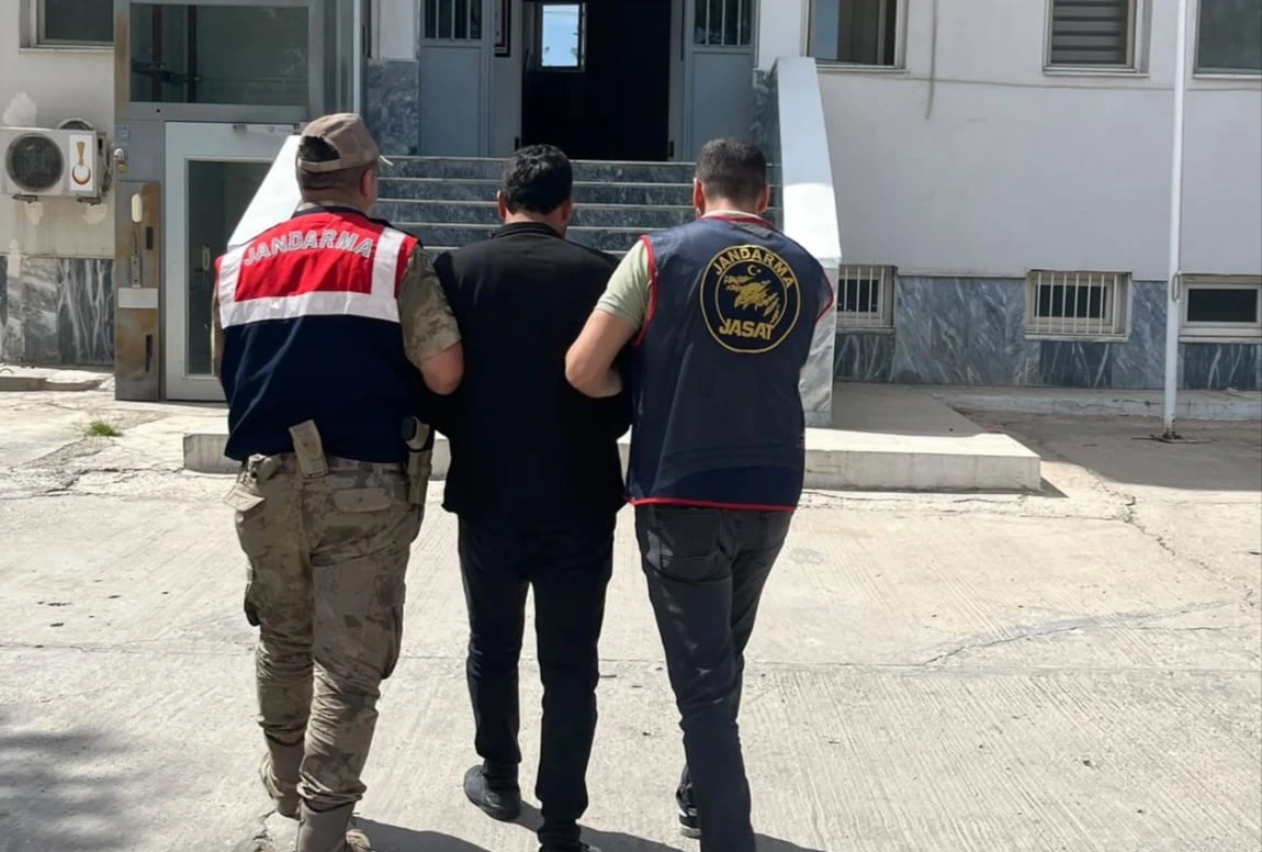 ŞANLIURFA’DA UYUŞTURUCU SUÇUNDAN ARANAN ŞAHIS YAKALANDI